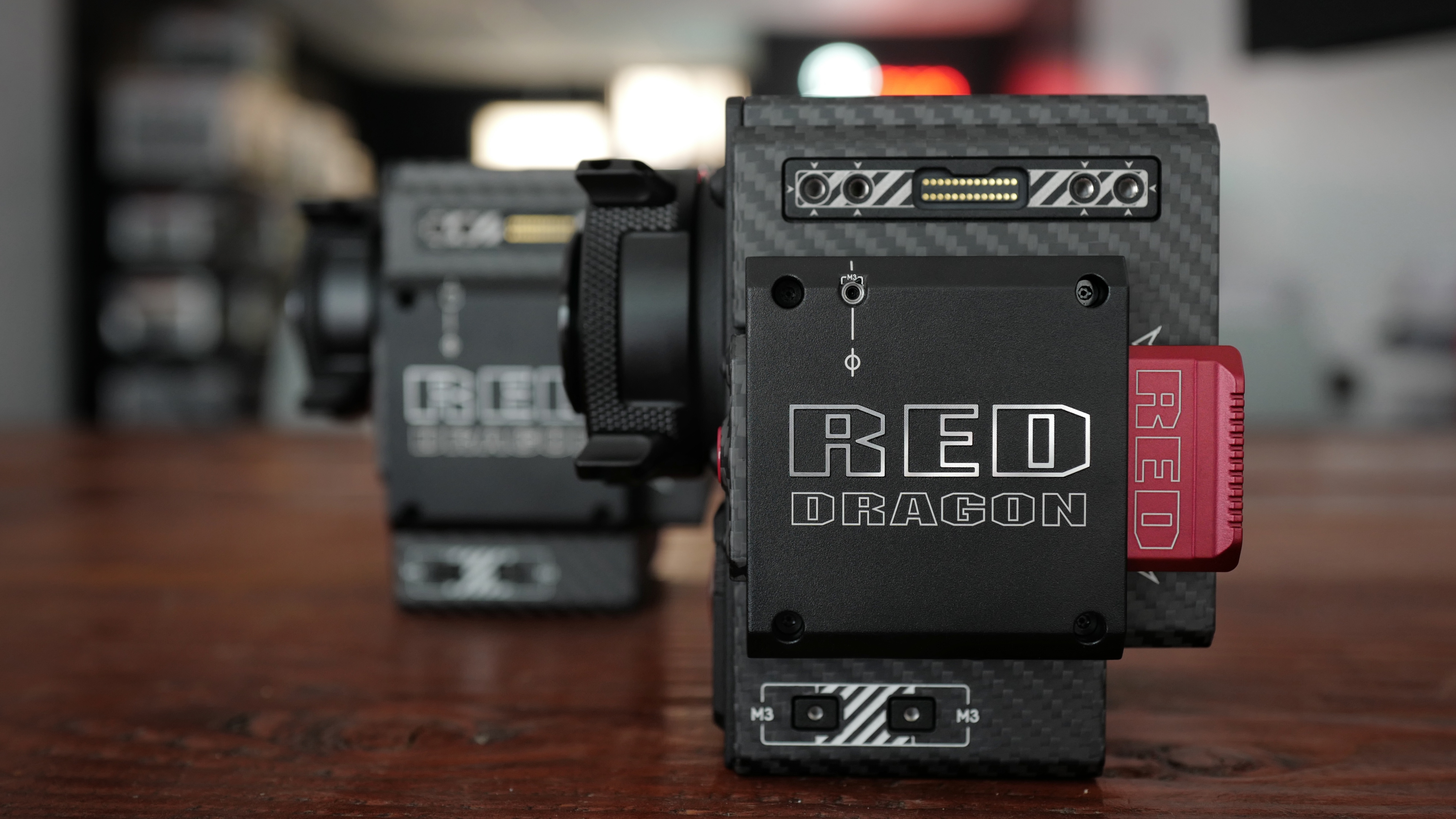 packages are now available for rental at 3GR.RED WEAPON CF Tech Spec Highli...